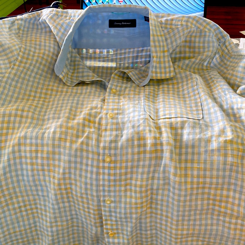 NWOT- 2XL Tommy Bahama short sleeve button down